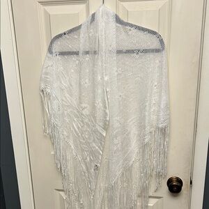 Elegant White Fringe Shawl